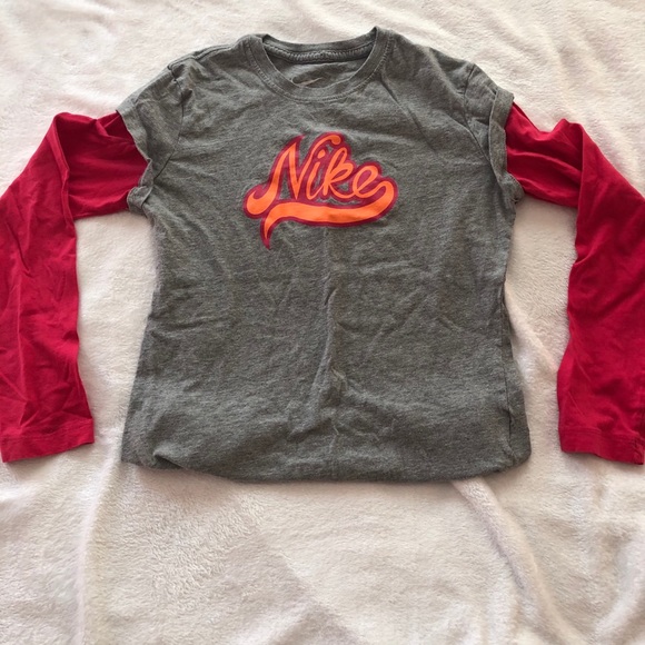 Nike long sleeve - Picture 2 of 2